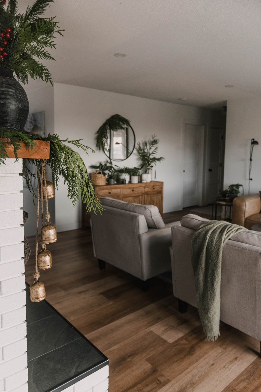 Cozy Holiday Home Tour