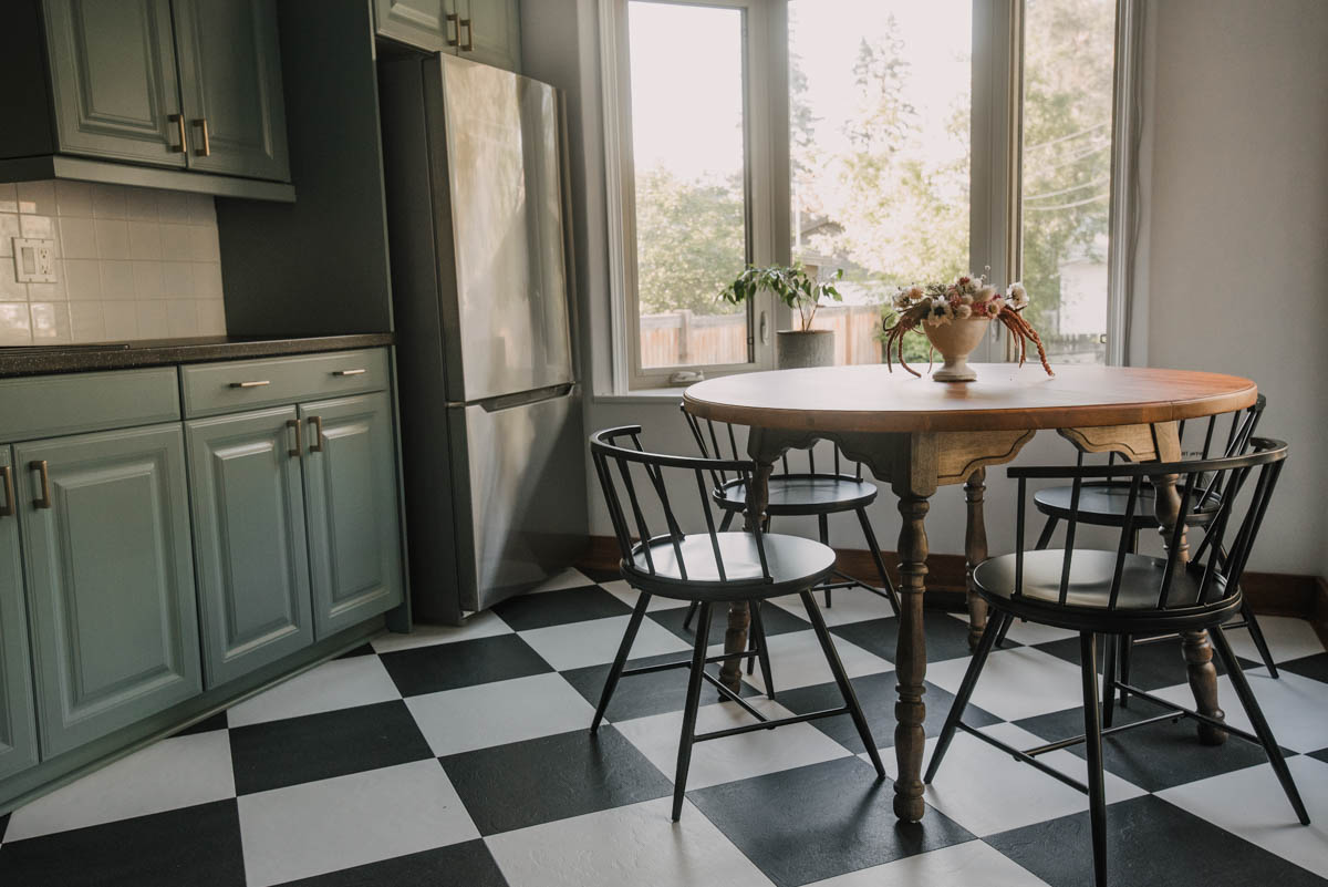 Traditional checkerboard floor but oversized