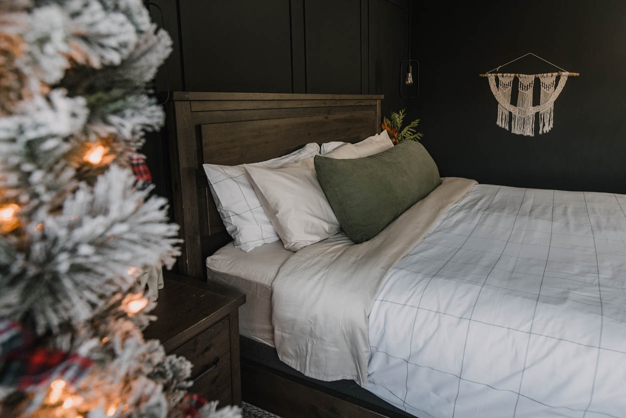 Cozy christmas bedroom with brooklinen bedding