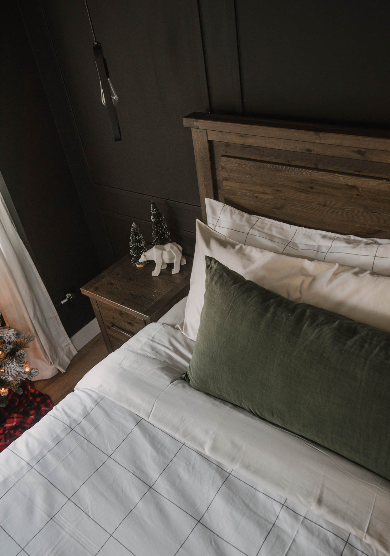 Cozy christmas bedroom with brooklinen bedding