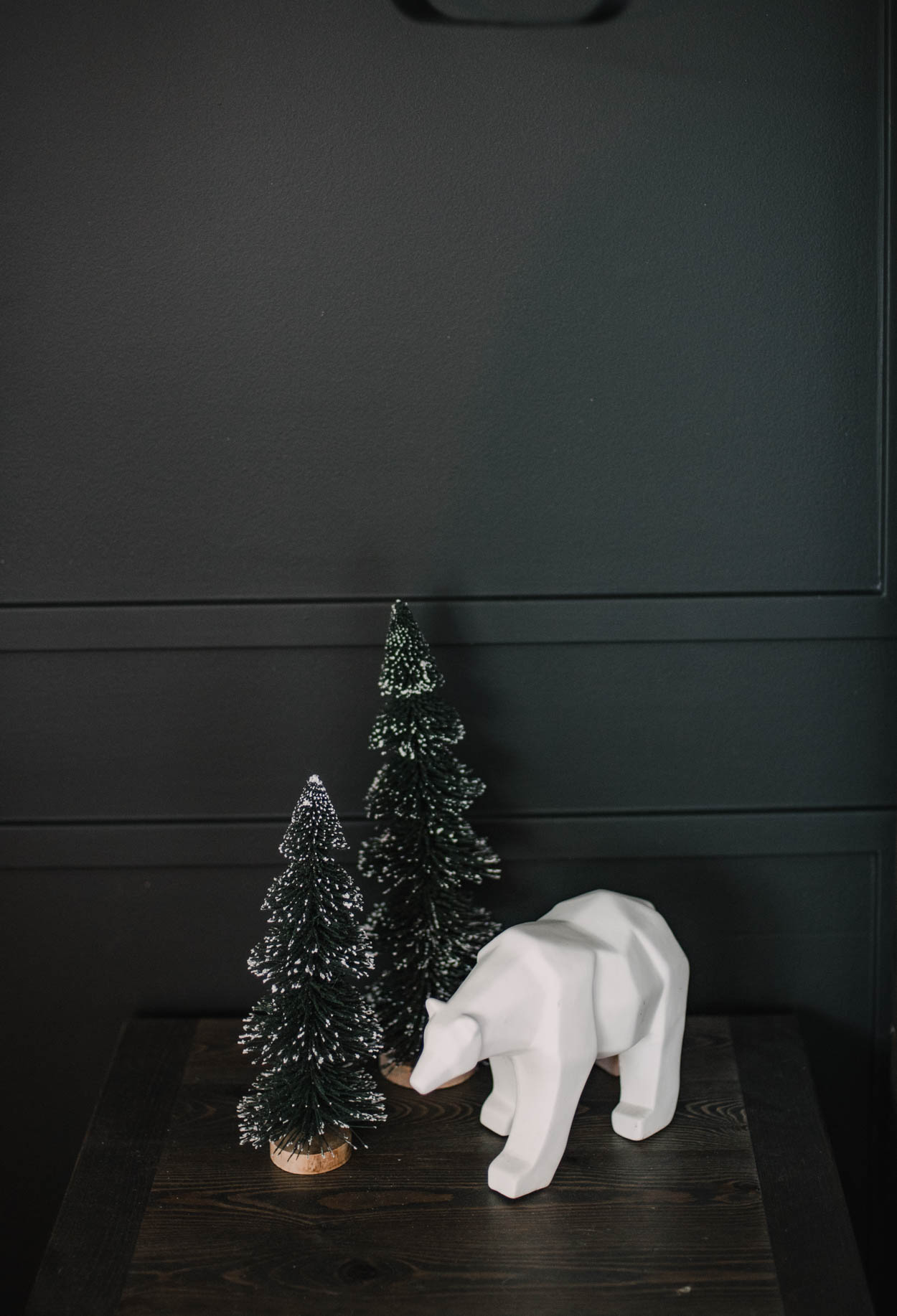Simple modern holiday decor for a bedroom