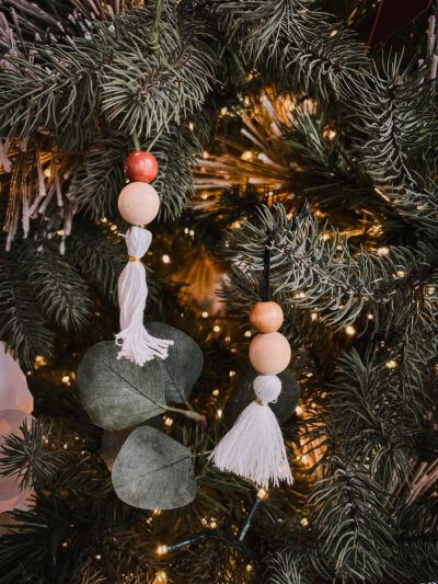 Simple DIY Tassel Ornaments for a boho inspired christmas tree