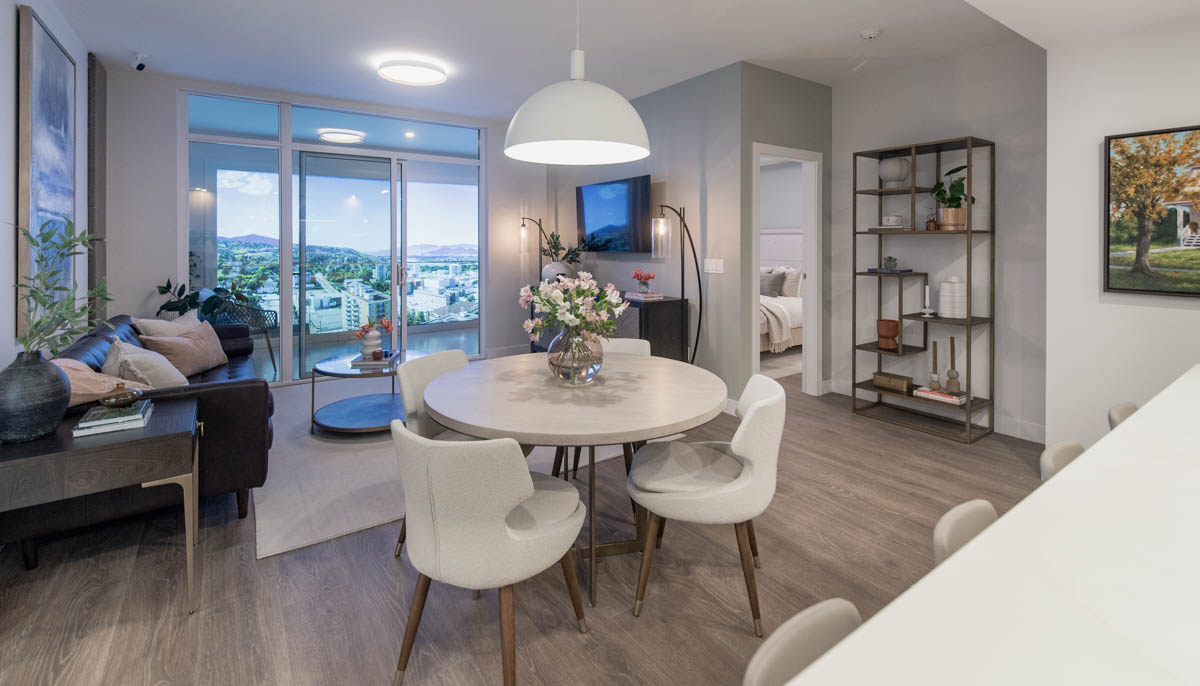 SPRING HOME TOUR- apartment with modern contemporary furnishings