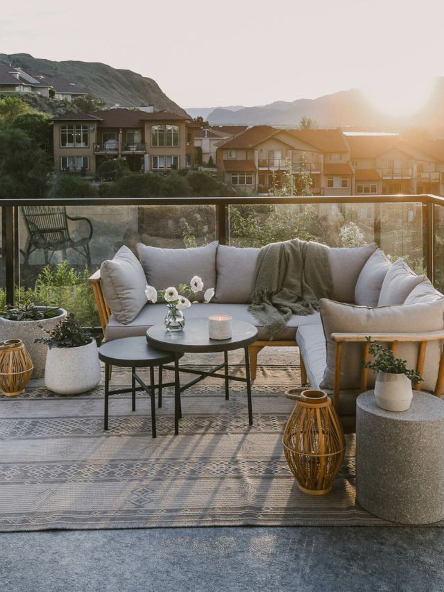 Modern Summer Deck Decor