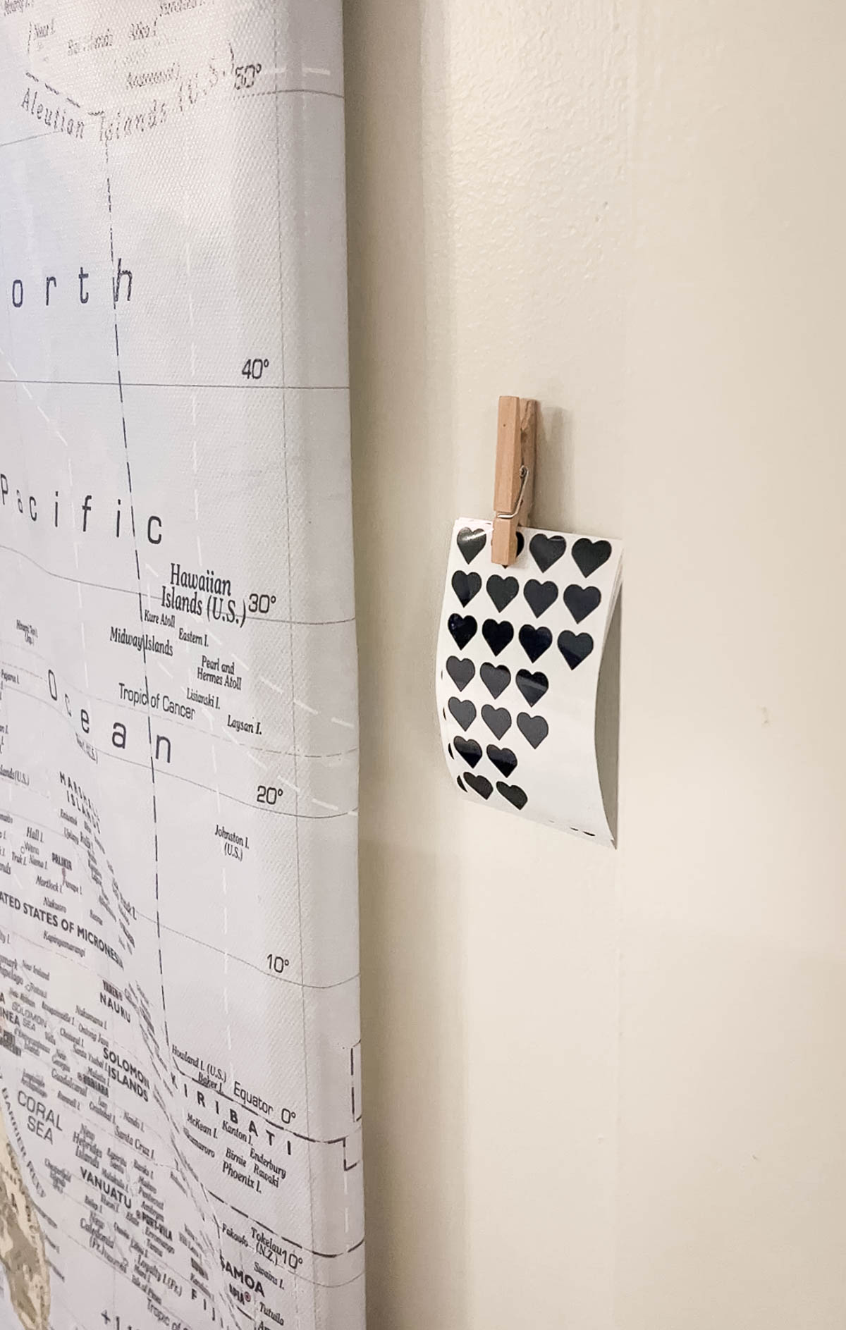 Map for airbnb guests to leave a sticker where they are from