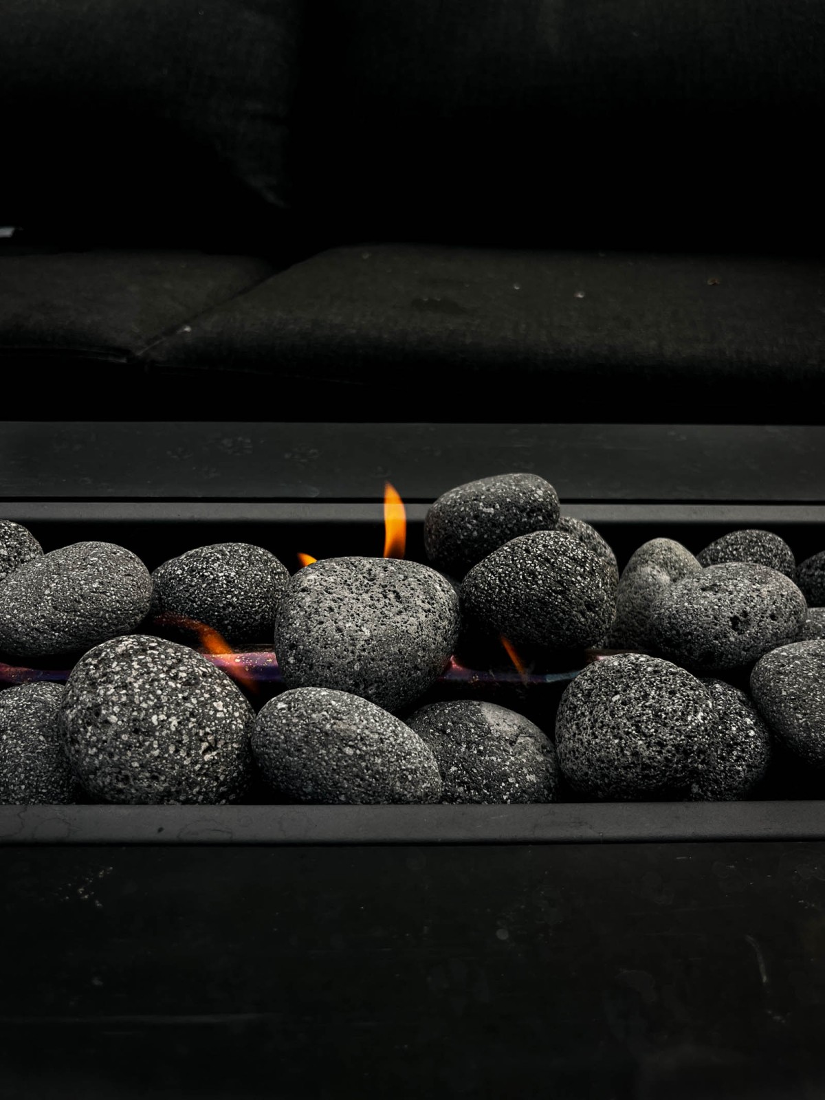 Fire rocks review- modern lava pebbles for fire tables