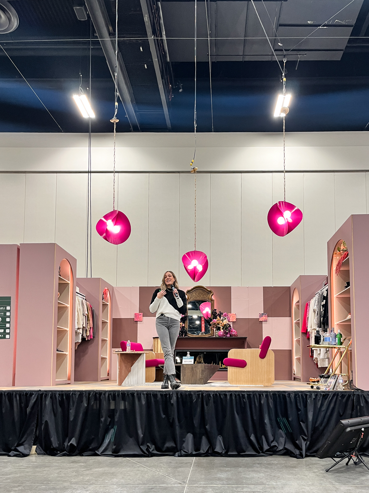 colleen pastoor on main stage at calgary fall home show 2023