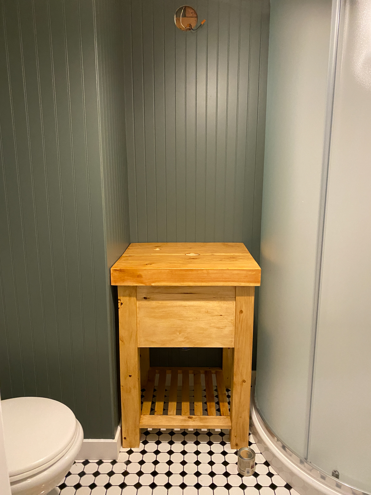 DIY wood vanity in a small bathroom makeover