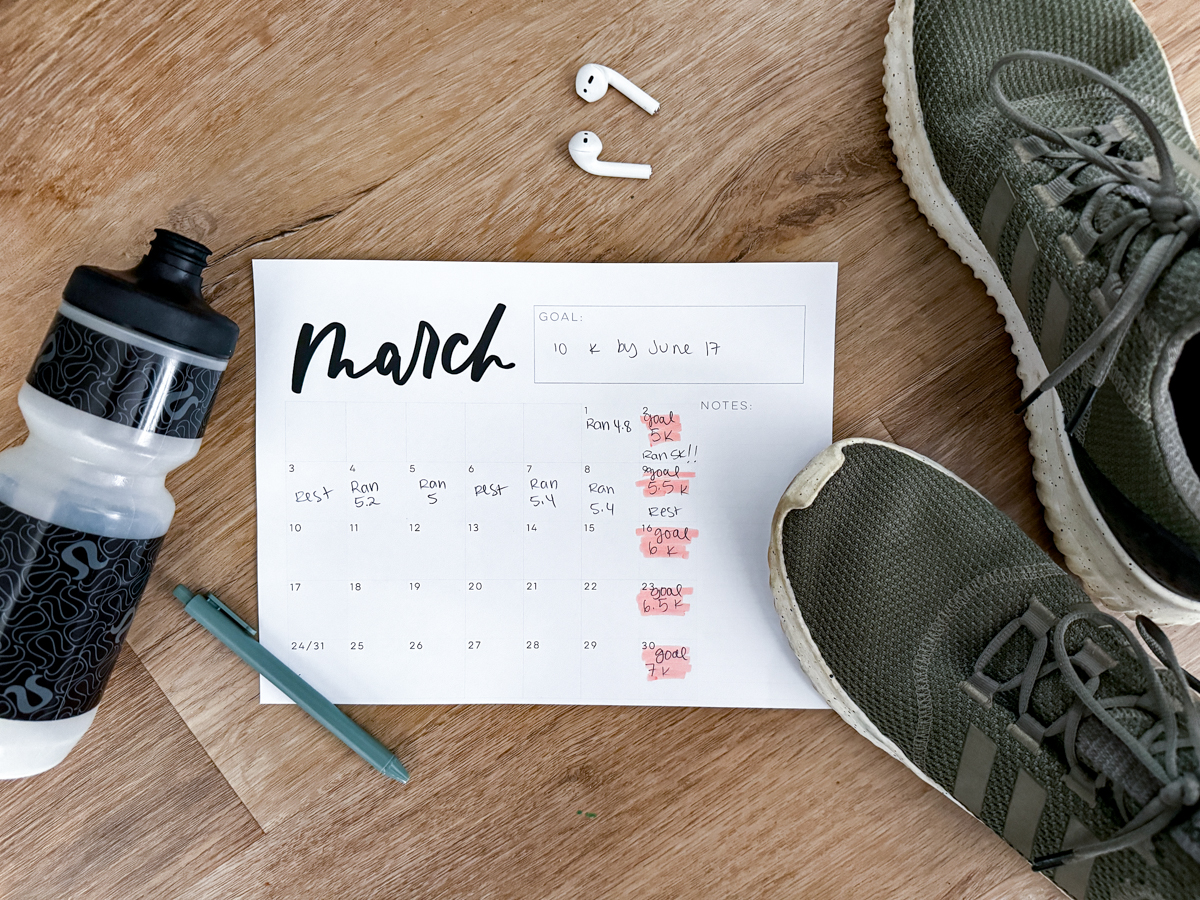 How to use a printable calendar to track your running goals
