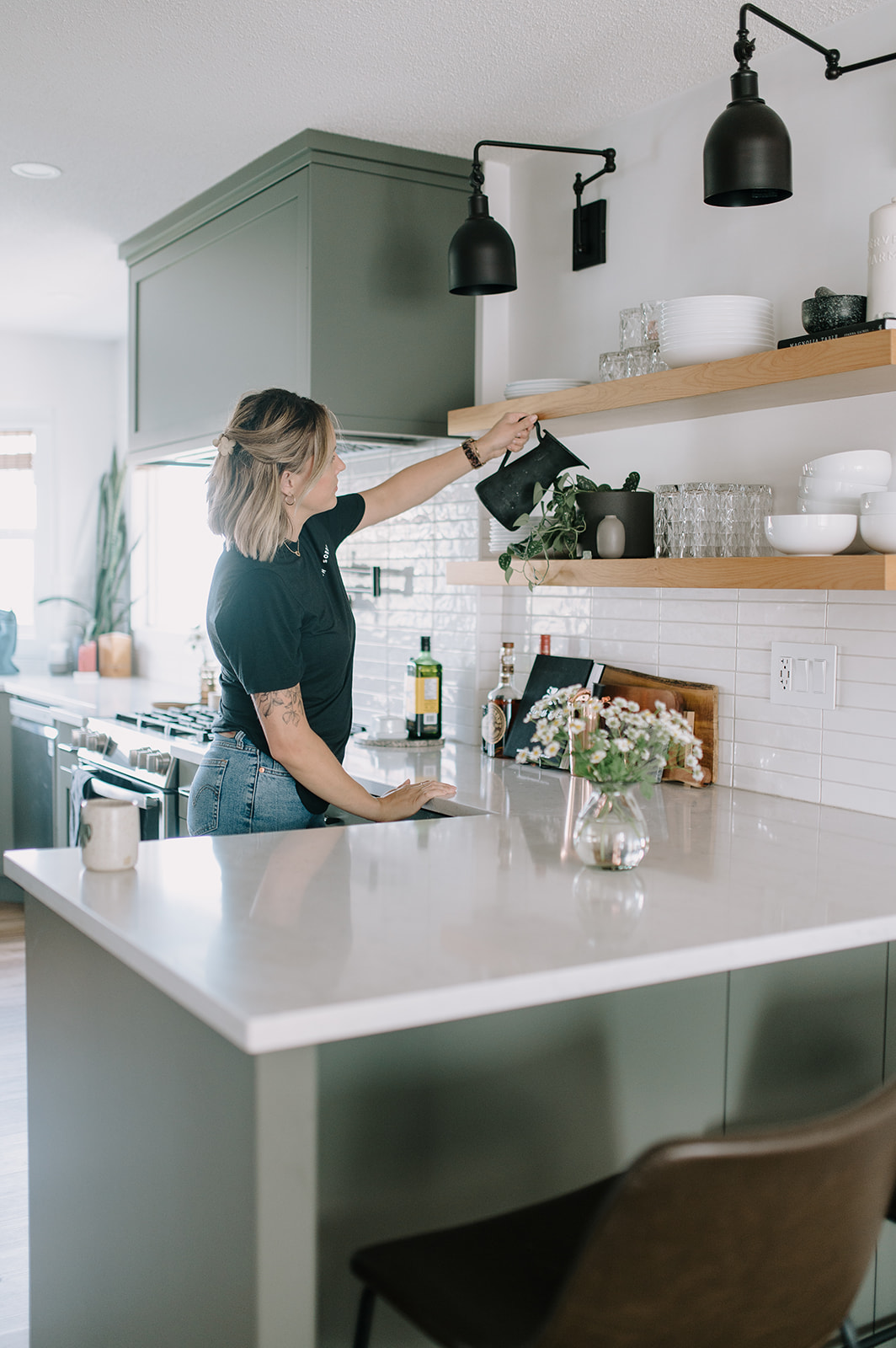 Plant care tips for beginners to decorate your home with plants